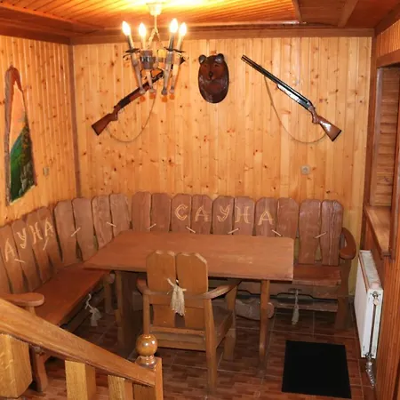 ***феєрія 3* Tyachiv